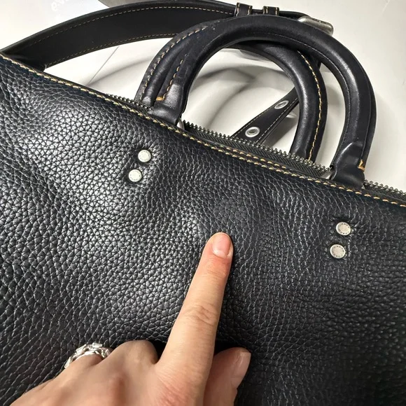 Black Leather Computer Tote Shoulder Bag - Picture 7 of 14